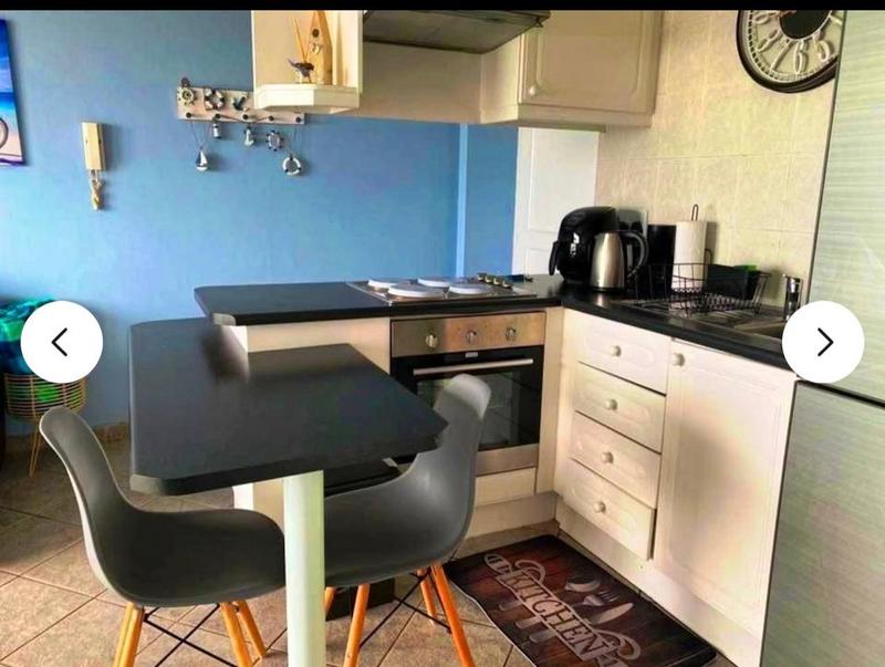 1 Bedroom Property for Sale in Bloubergstrand Western Cape